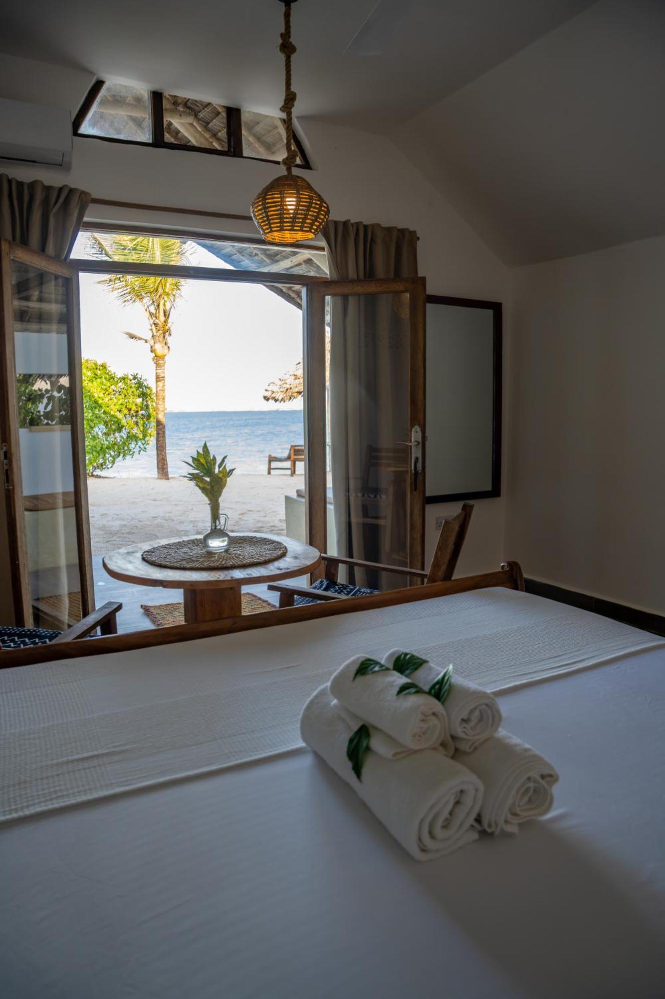 Juana Ocean Villas Makunduchi 外观 照片