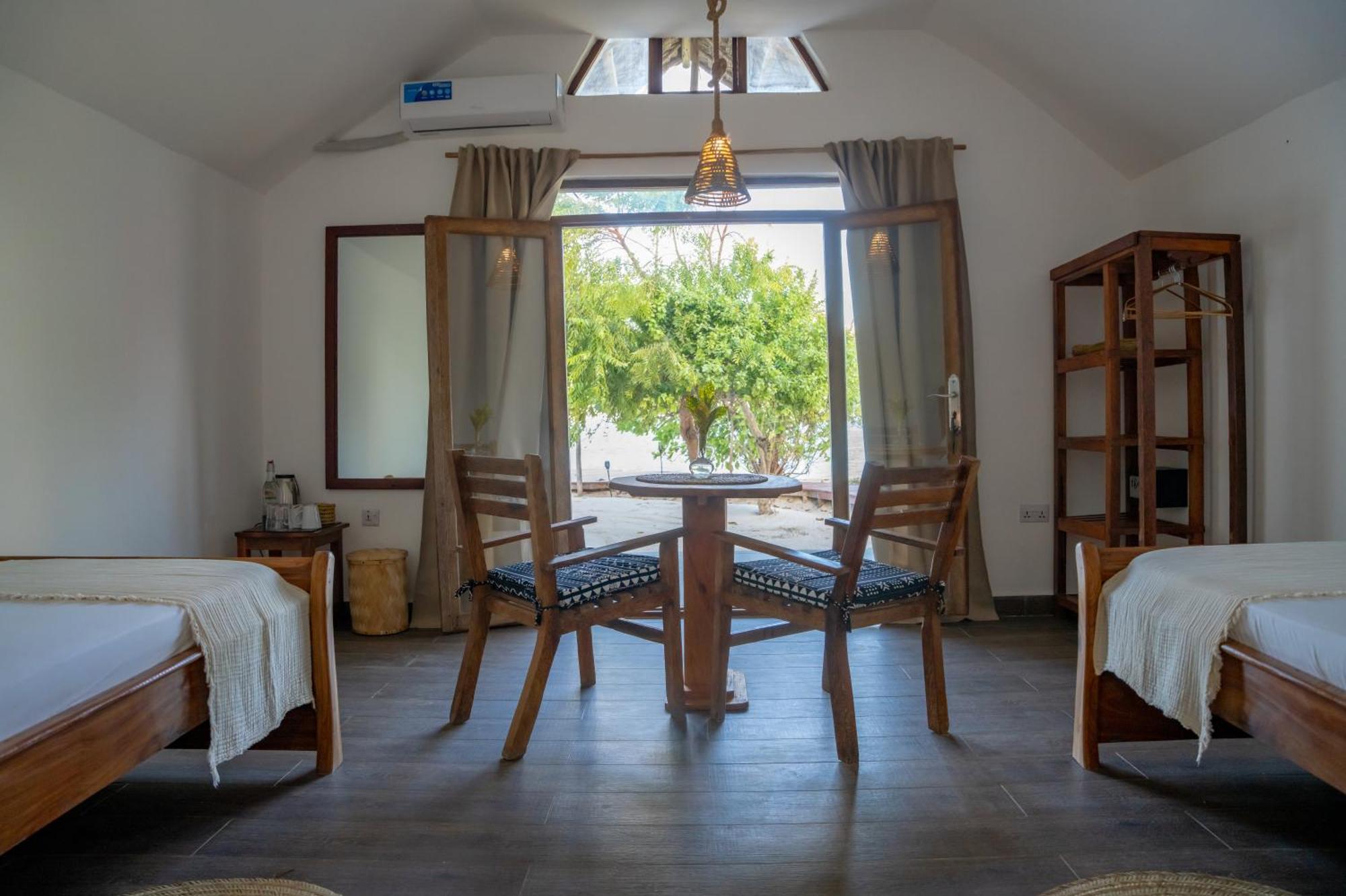 Juana Ocean Villas Makunduchi 外观 照片